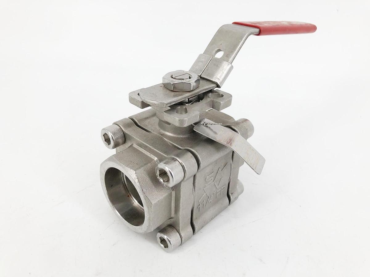 New Sesto Valves M32S-1Q-S60F-L Ball Valve 1-1/4" CF8M 2000WOG - No Box