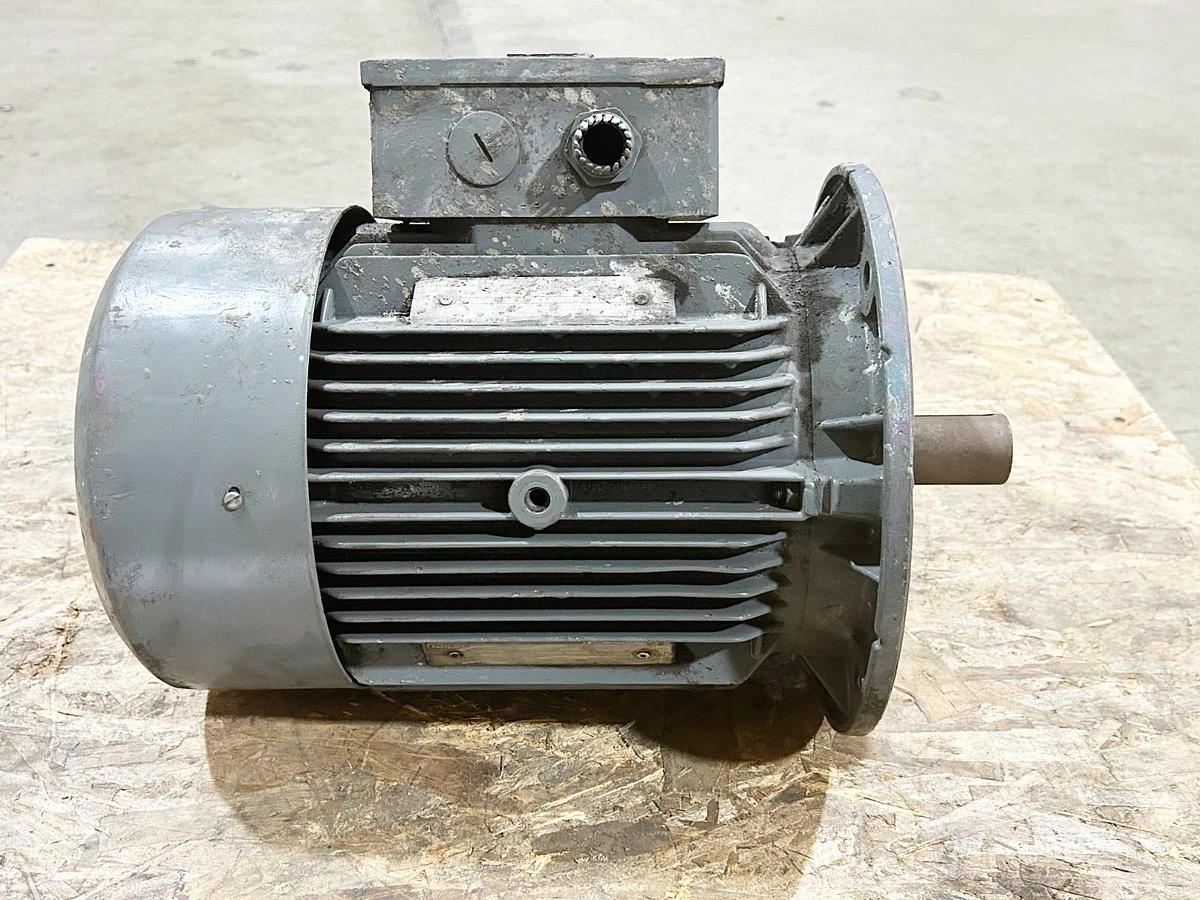 Used Halter DE132SB2 Electric Pump Motor 3PH 60Hz 575V 96016793