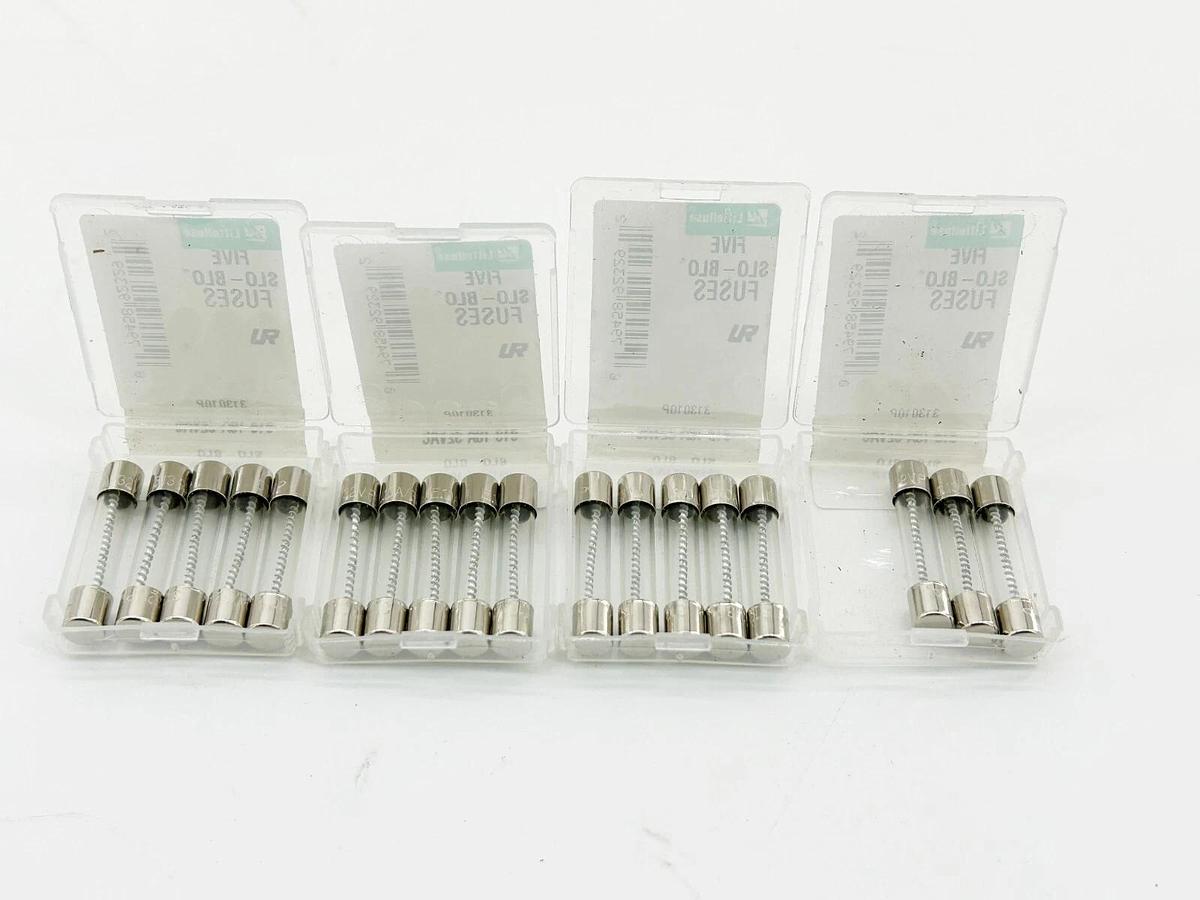 New Lot of 17 Littelfuse 313010P Glass Fuse 10A 32V