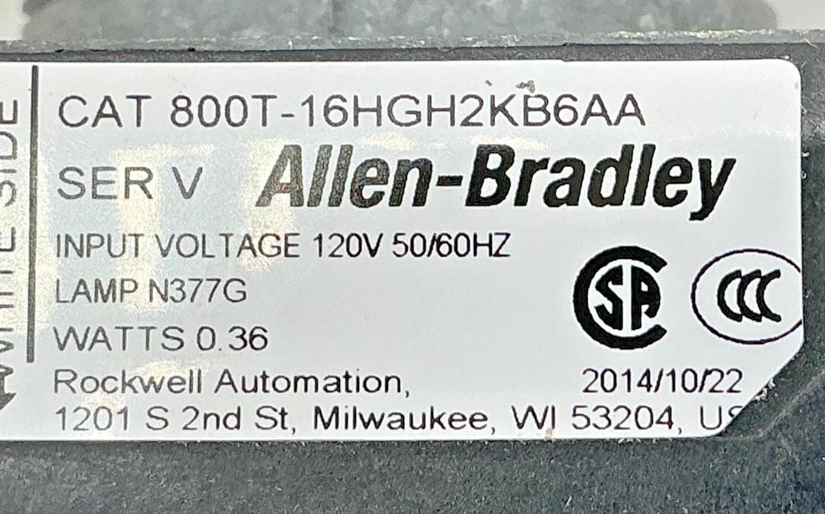New Allen Bradley 800T-16HGH2KB6AA Ser V Selector Switch 2Pos Green LED 120V