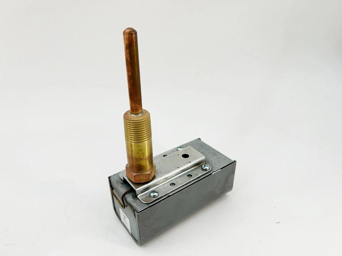 New Johnson Controls A19ABC-39C Temperature Control 180Deg Style 2 1/2"