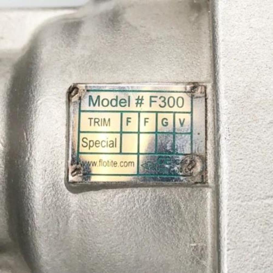 New Flo-Tite F300-1" Ball Valve w/ BK1-S4 ANSI-300 CF8M-316 Stainless - No Box