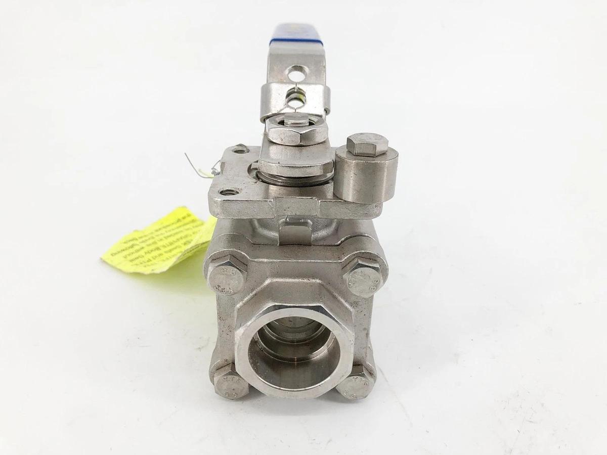 New Chicago Valves 796666RMMSW010 Ball Valve 1" CF8M - No Box