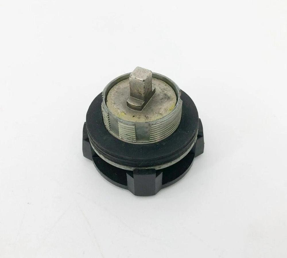 New Microswitch PTSBC201 Selector Switch 2 Position Maintained Model B - No Box