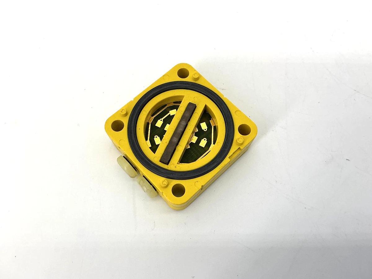 Lot of 2 New Banner Engineering RLM8 Maxi-Beam Module 25575
