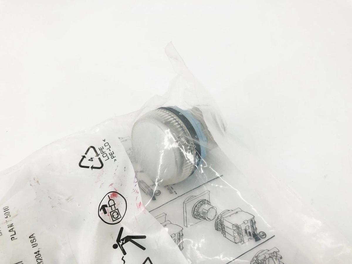 Lot of 2 New Allen Bradley 800FM-P7 Ser. A Pilot Indicator Light Clear 22mm