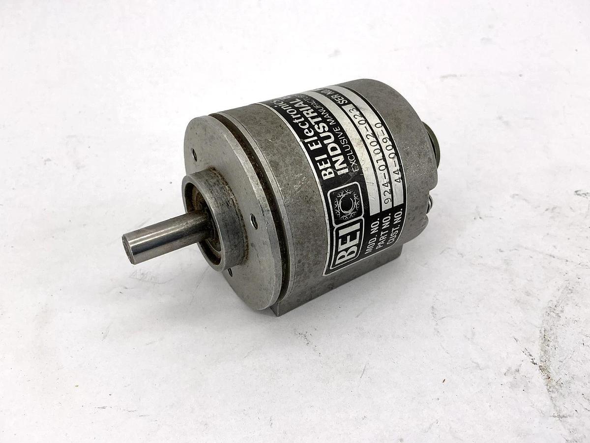 Used BEI Electronics 924-01002-023 Encoder 7-Pin