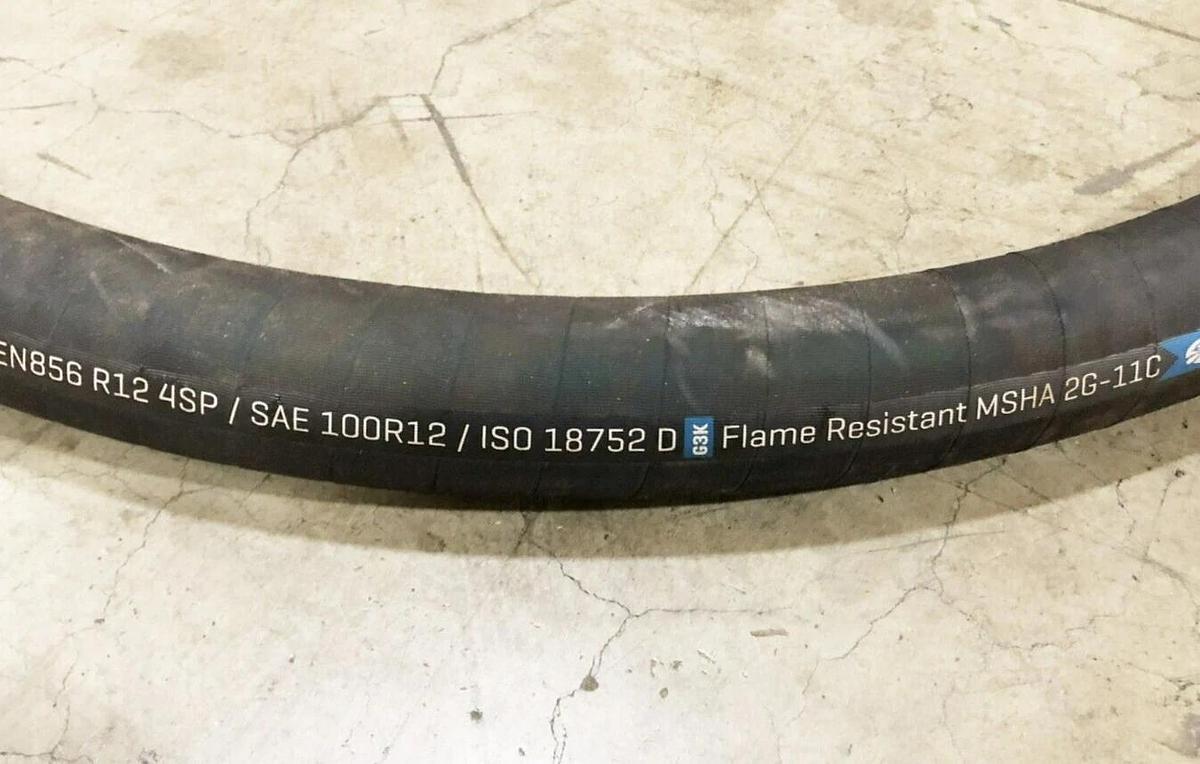 New Gates 24EFG3K Hydraulic Hose 3000psi 1-1/2" x 6FT.