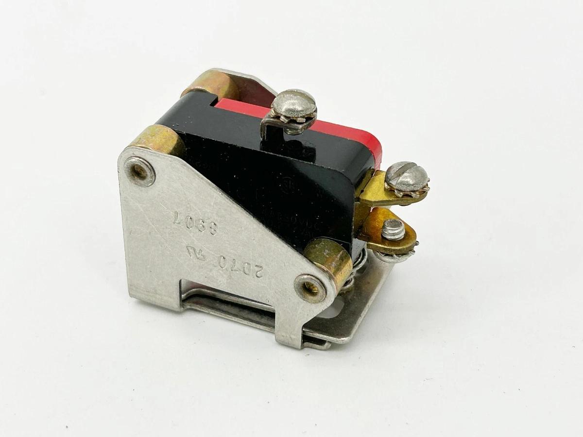 New Honeywell Micro Switch 2D70 Pushbutton Switch