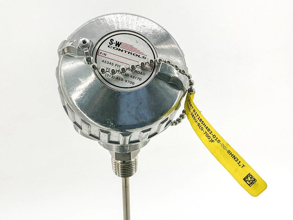 New S.W Controls R1T185H483-018-00-8HN31,T-440-385U-S(0-700)F Temp Transmitter