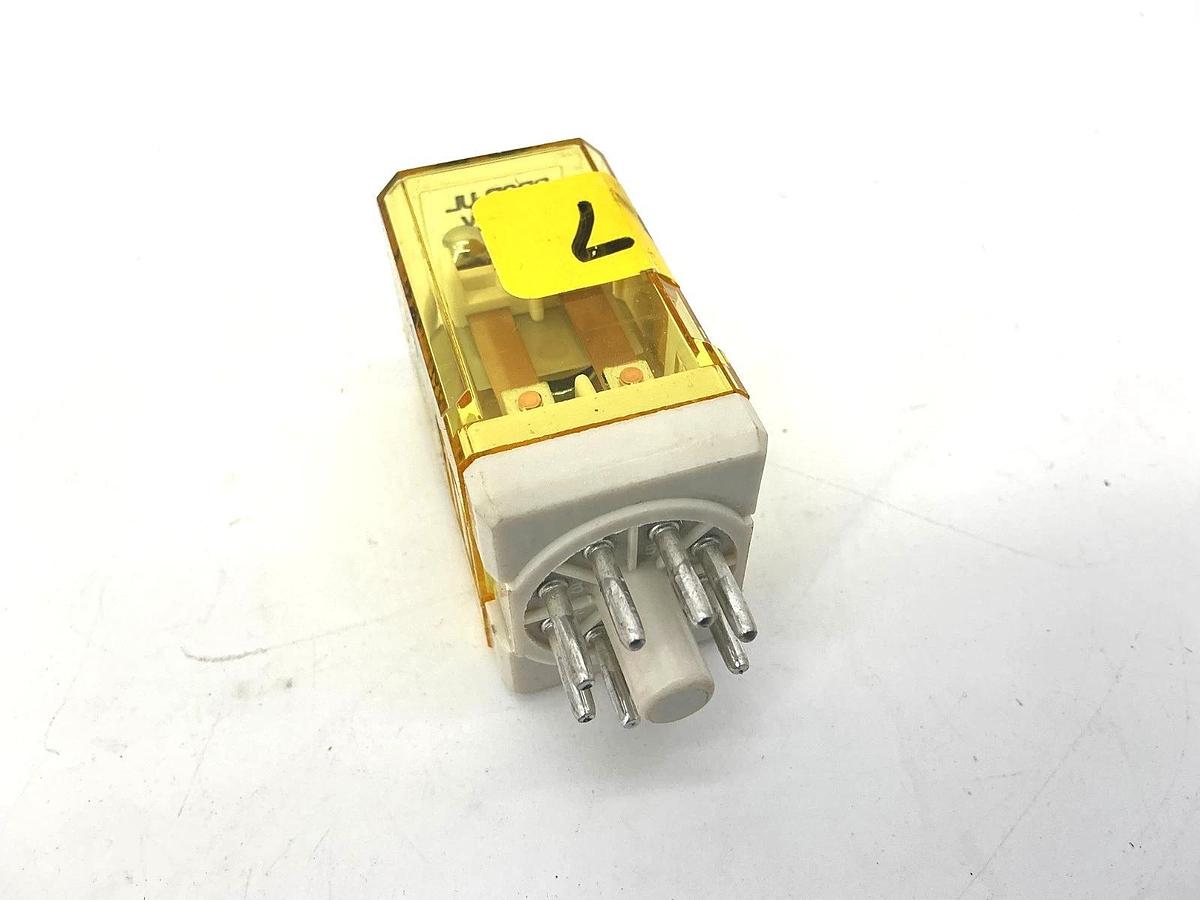 Lot of 2 New IDEC RR2P-UL-DC12V Relay 2-Pole 8-Pin 12VDC Coil RR2P-UL