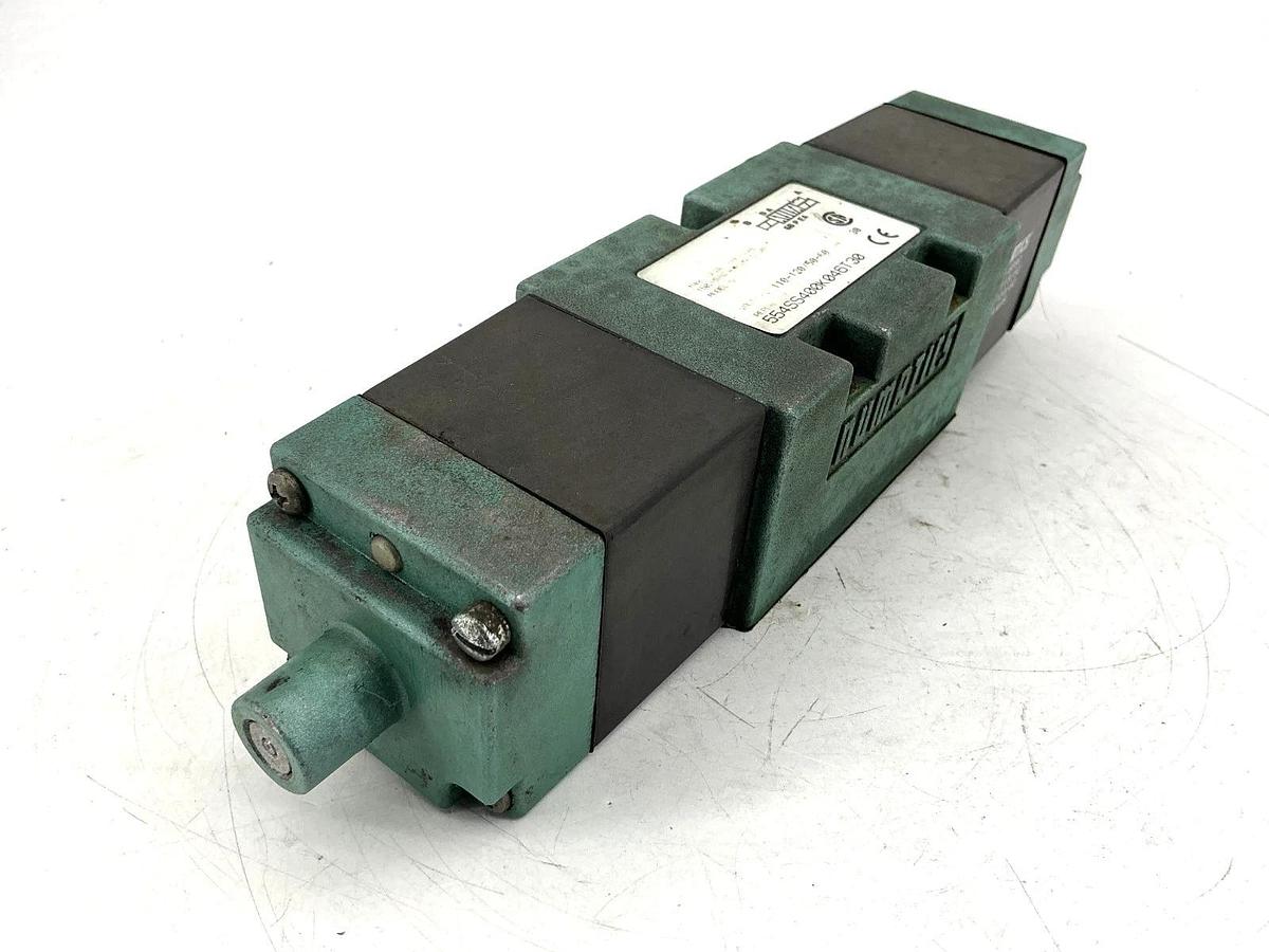Used Numatics 554SS400K046T30 Solenoid Valve 150PSIG-Air 0.30A 110/120V 50/60HZ