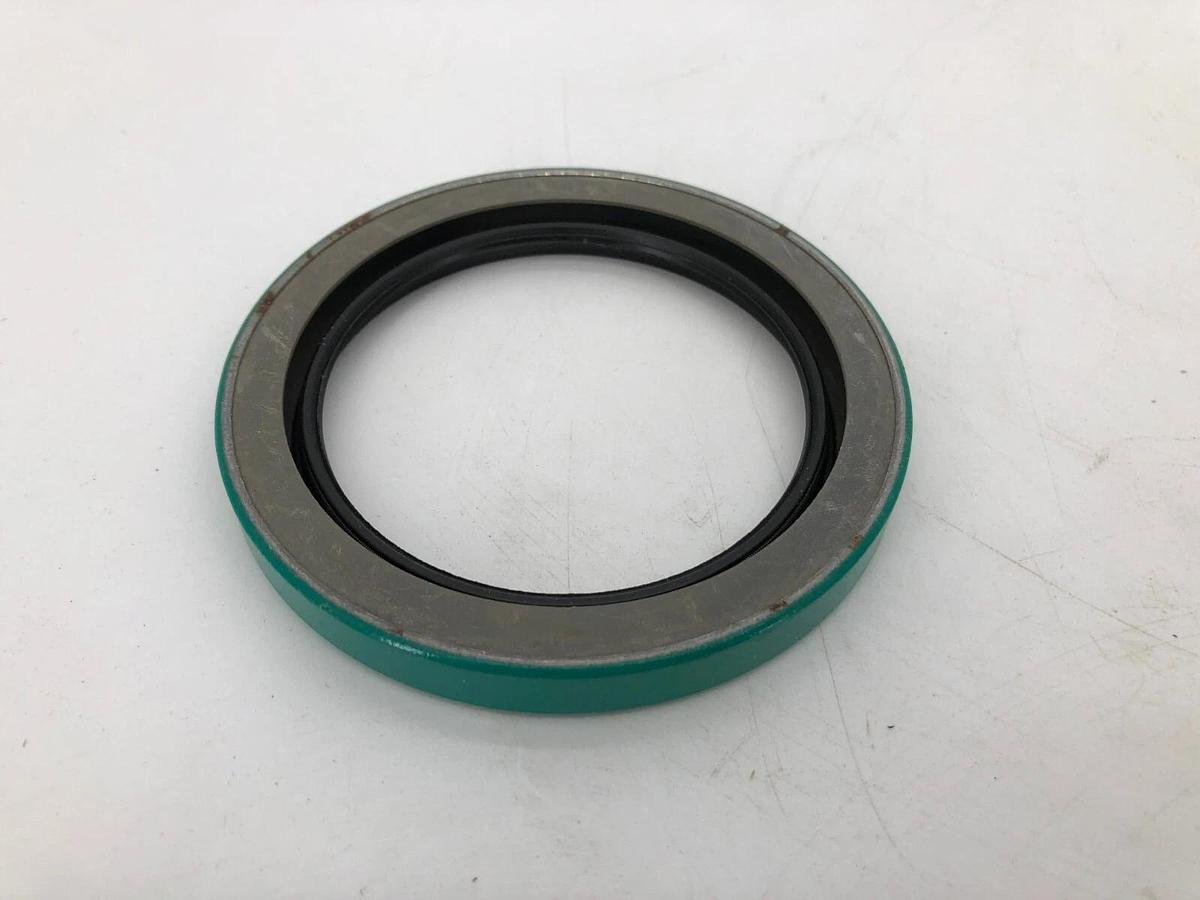 Used Lot of 3 New Chicago Rawhide 28035 Oil Seals