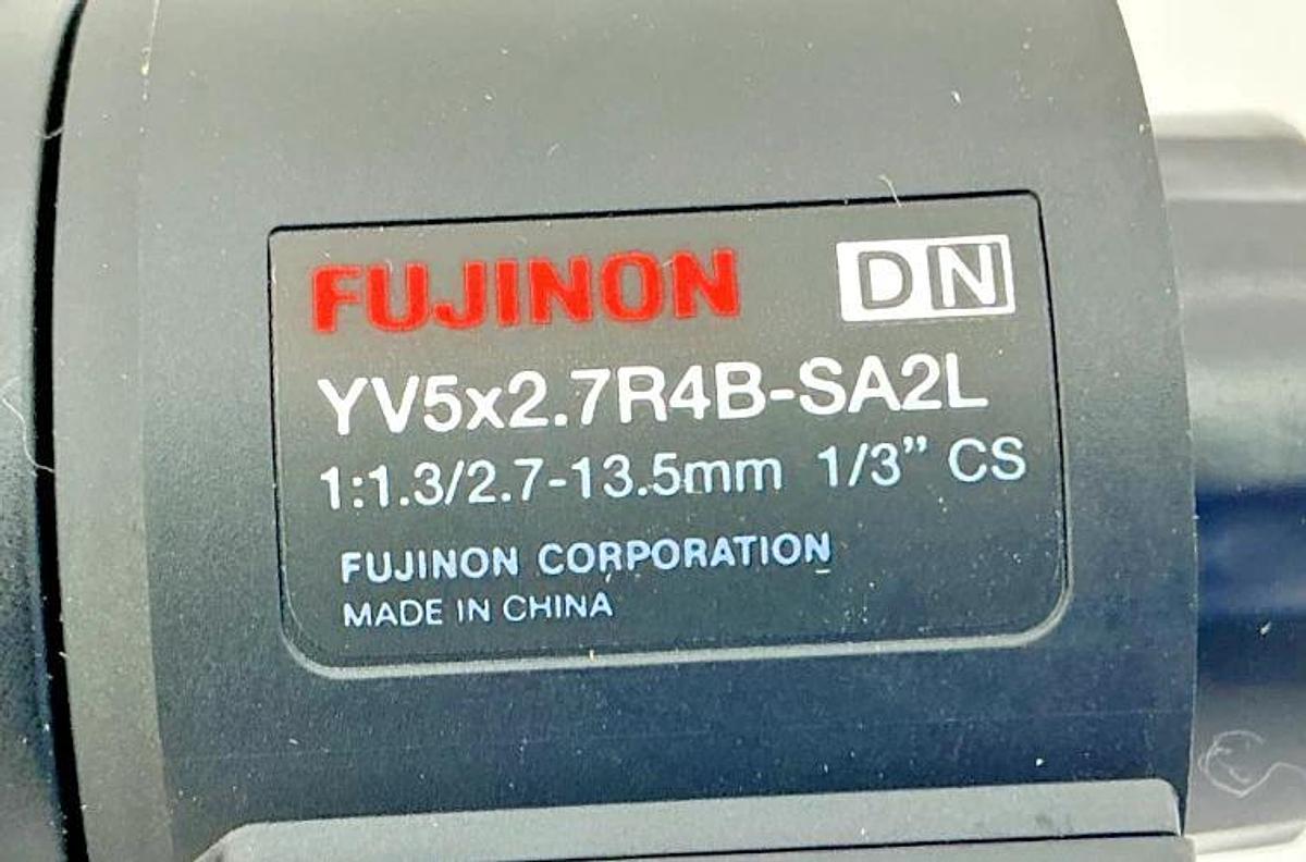 New Fujinon YV5X2.7R4B-SA2L Fujinon Lens CS Varifocal 1:1.3/2.7-13.5mm 1/3