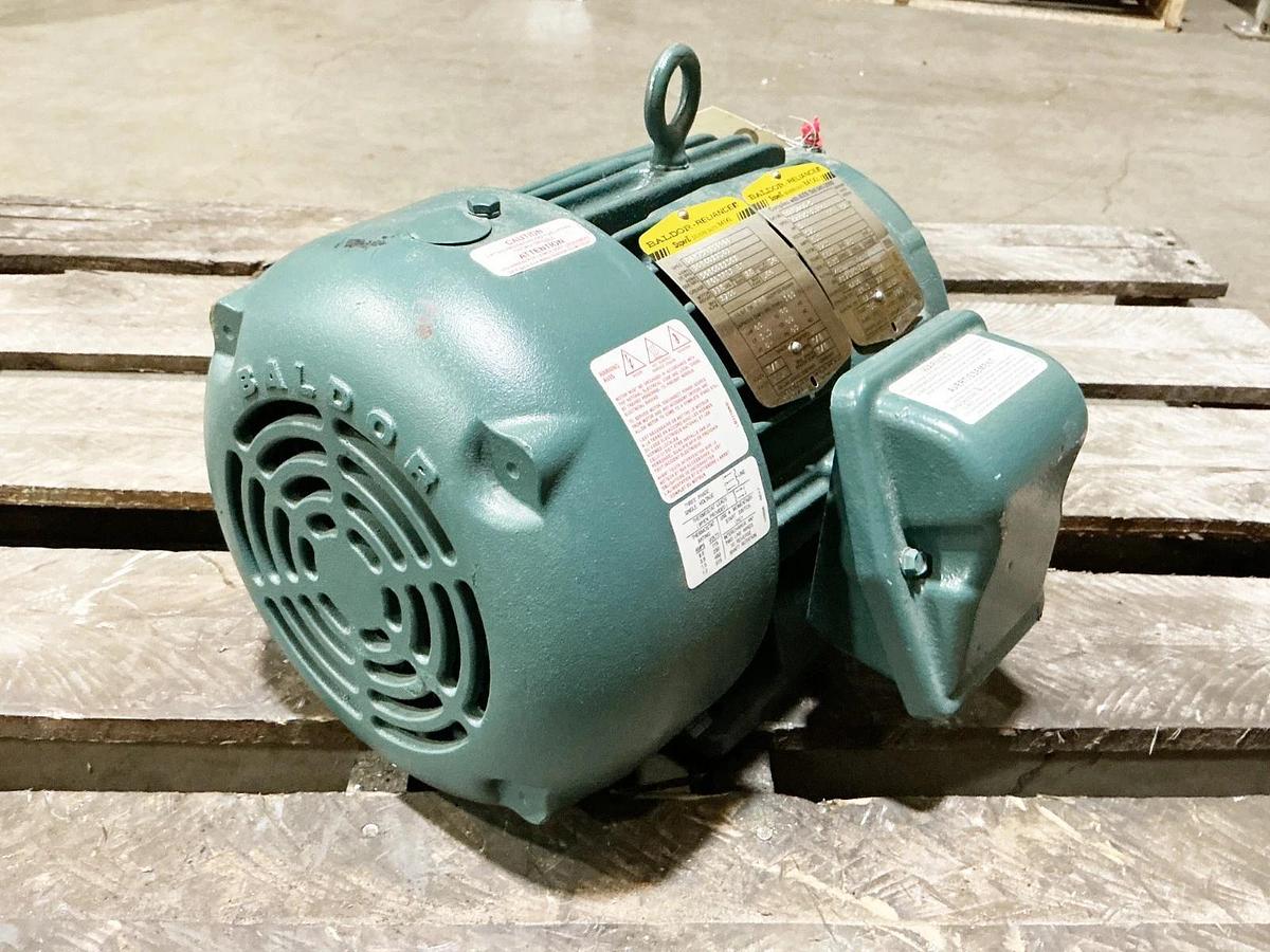 New Baldor ECP83661T-5 Electric Motor 575V 3.3A 1755RPM 182T Frame 60Hz