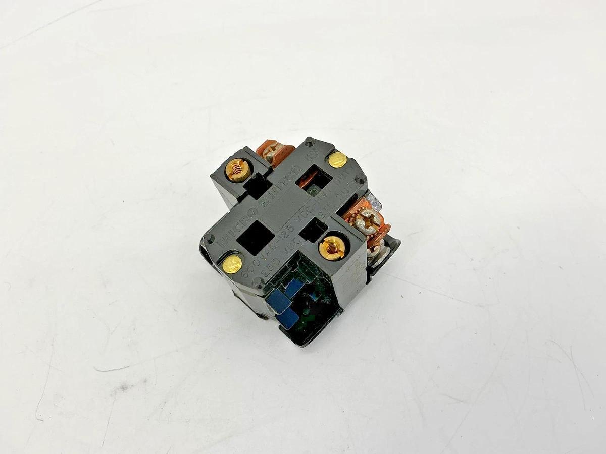 New Honeywell Micro Switch PTCH Contact Block 1NC 1NO 600VAC - No Box