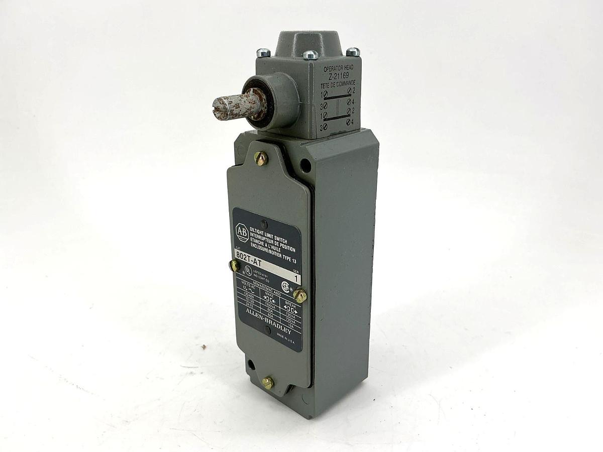 New Allen Bradley 802T-AT Ser 1 Oiltight Limit Switch Lever Type 10A 600V No Box