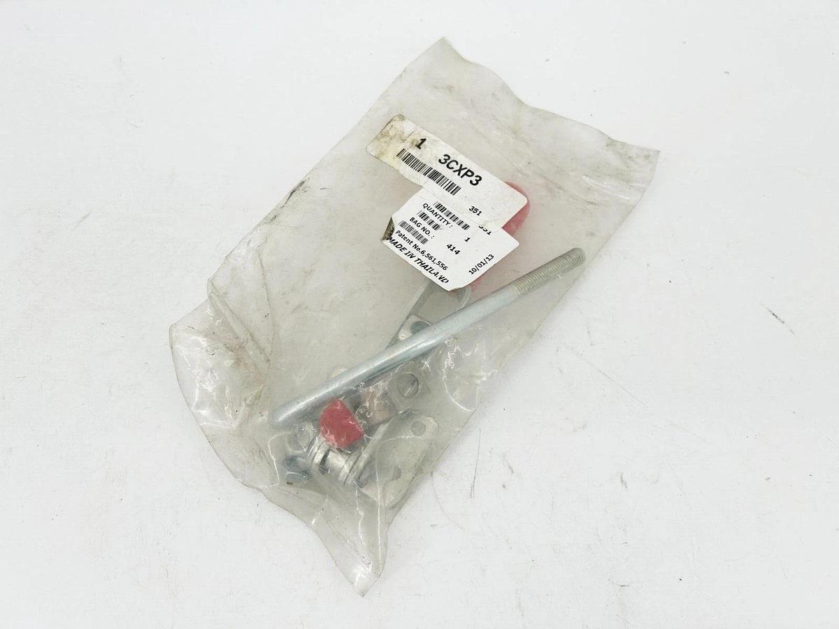 Lot of 2 New Destaco 3CXP3 Horizontal Latch Clamps 375 Lbs 1.83" J-Hook Arm