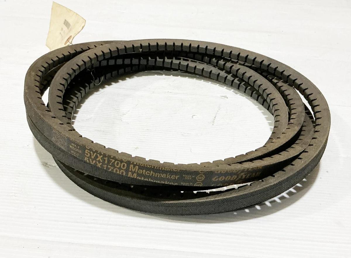 New Goodyear 5VX1700 Cogged V-Belt 170" OD 0.62"" Width 1 Rib - No Box