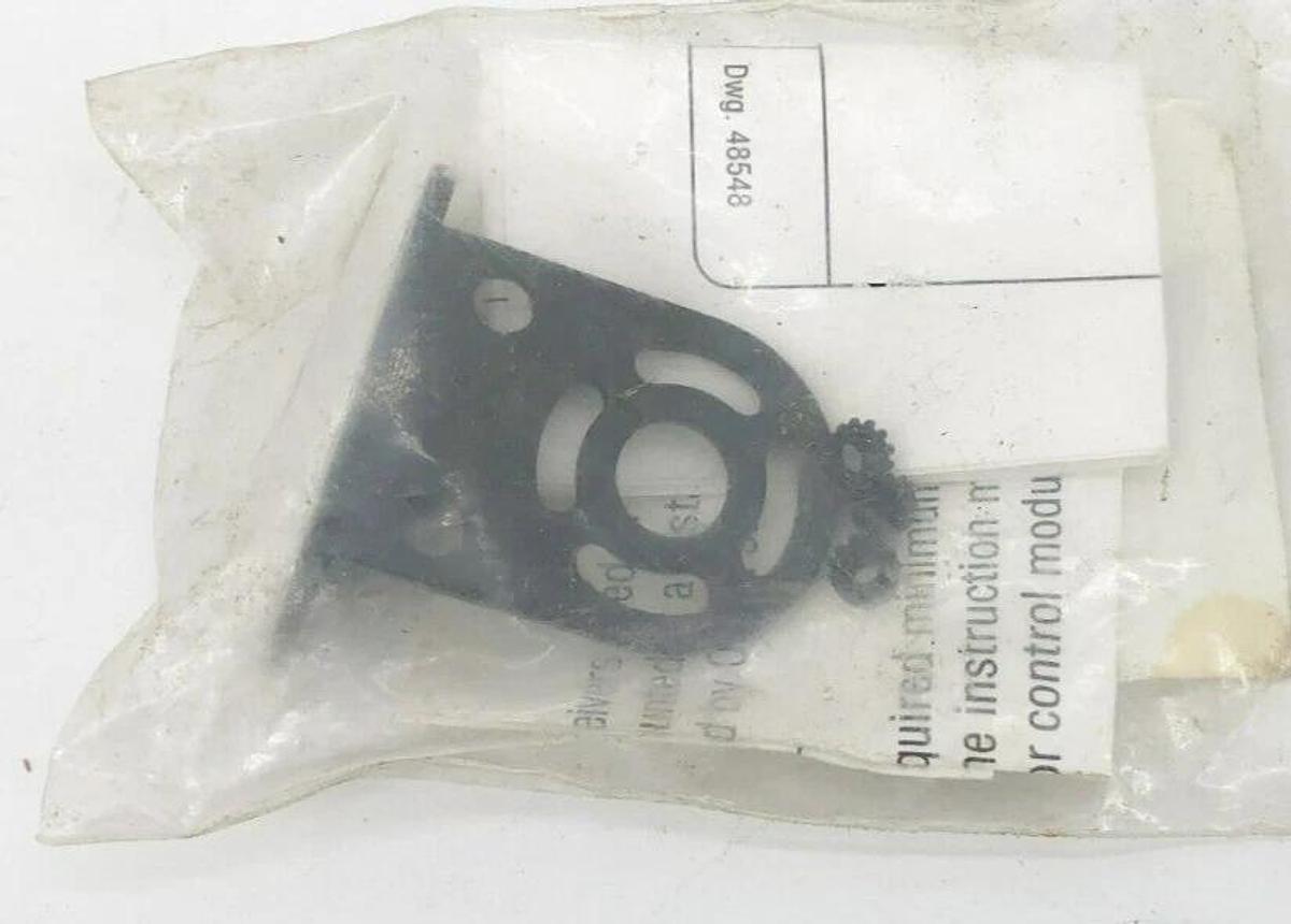 New Banner Engineering MSMB-3 Mini-Screen Sensor Mounting Bracket 46166
