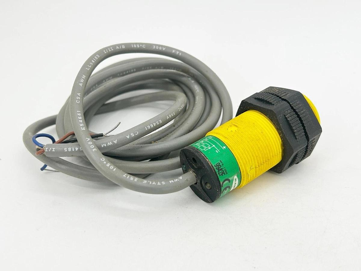 Used Banner Engineering S30SP6FF400 Photoelectric Sensor 300MM Range 30V 32333