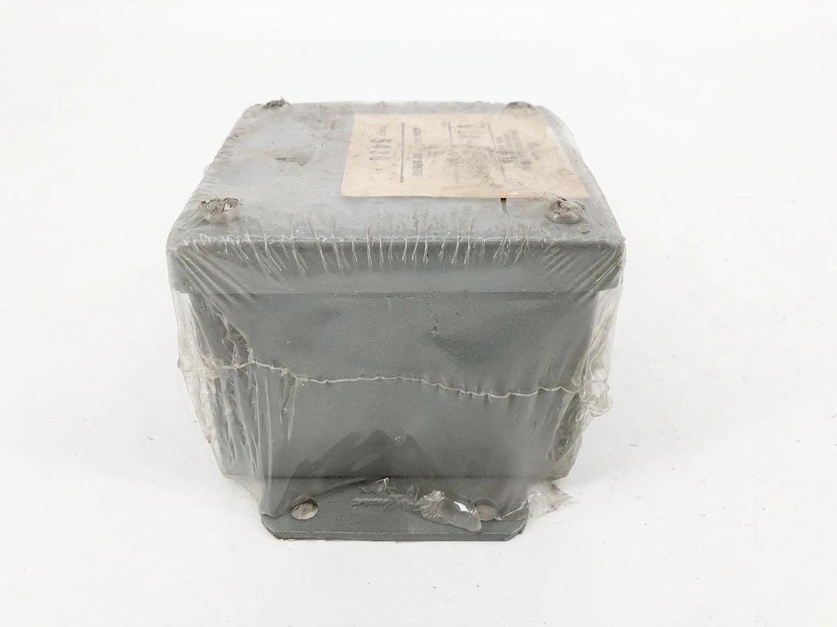New Hoffman A-404SC JIC Box Screw Cover 4 X 4 X 3 54300
