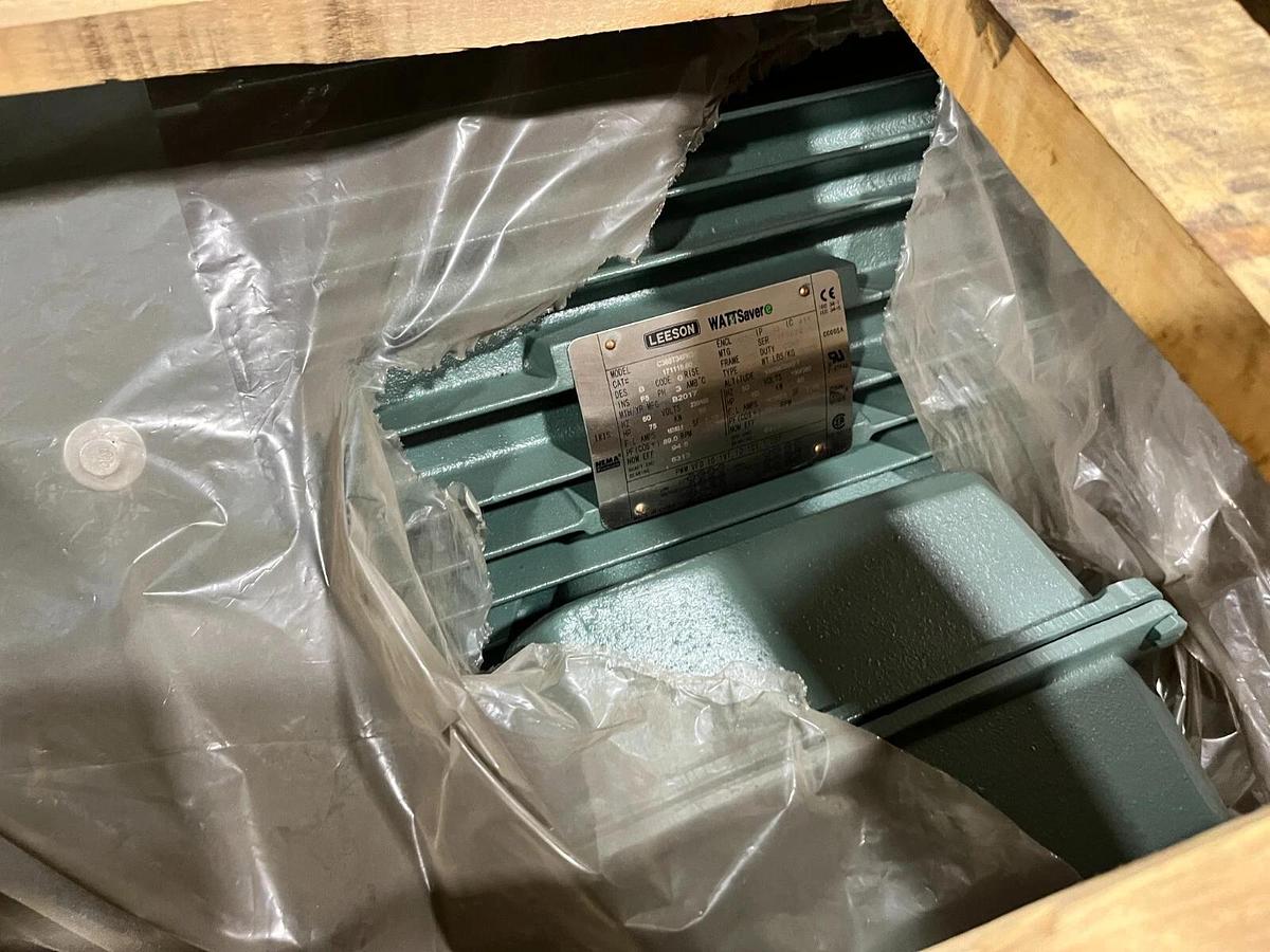 New Leeson C365T34FK3A 171115.60 75HP TEFC Motor 208-230/460 & 190/380V 365TSC
