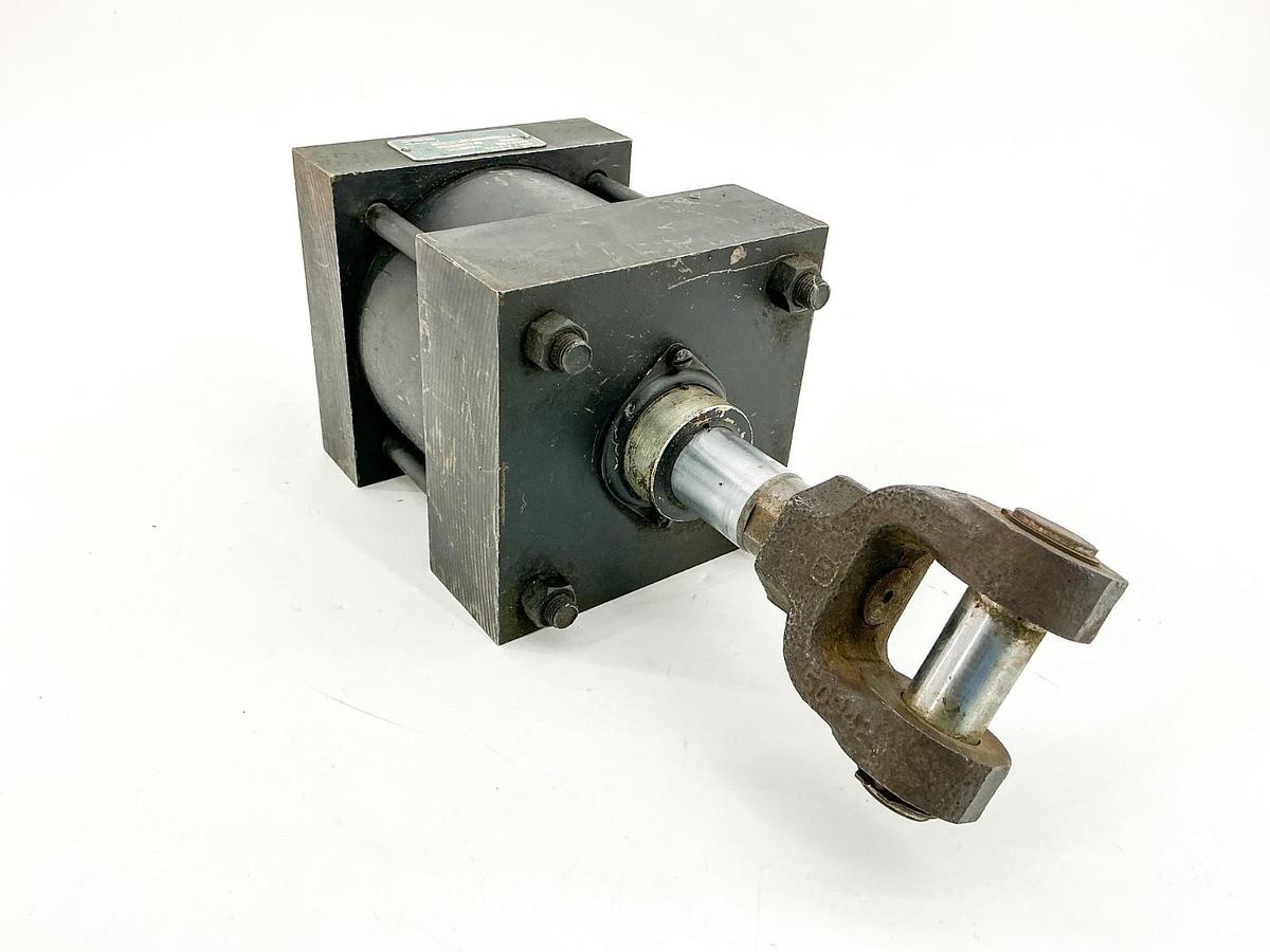 Used Parker BBMA14 Pneumatic Cylinder 4" Bore 250PSI