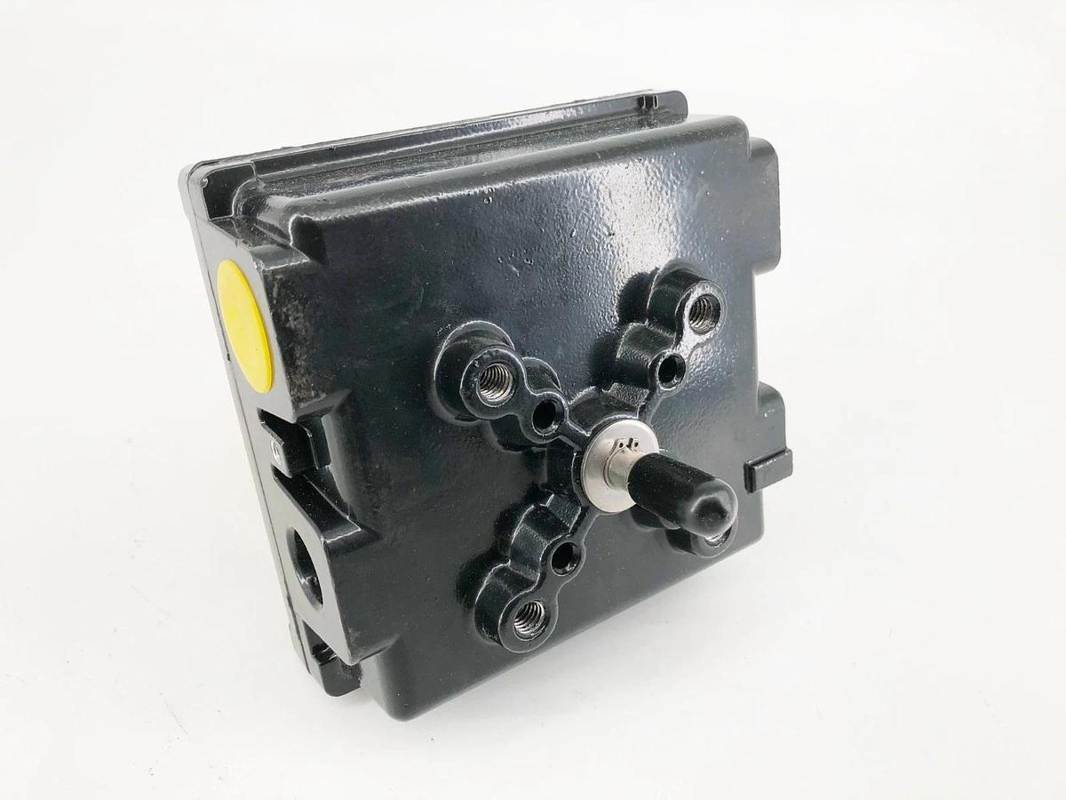 New Westlock 9044NBY2A2M0600 Prox Switch Position Monitor 3A 120VAC 2A 24VDC