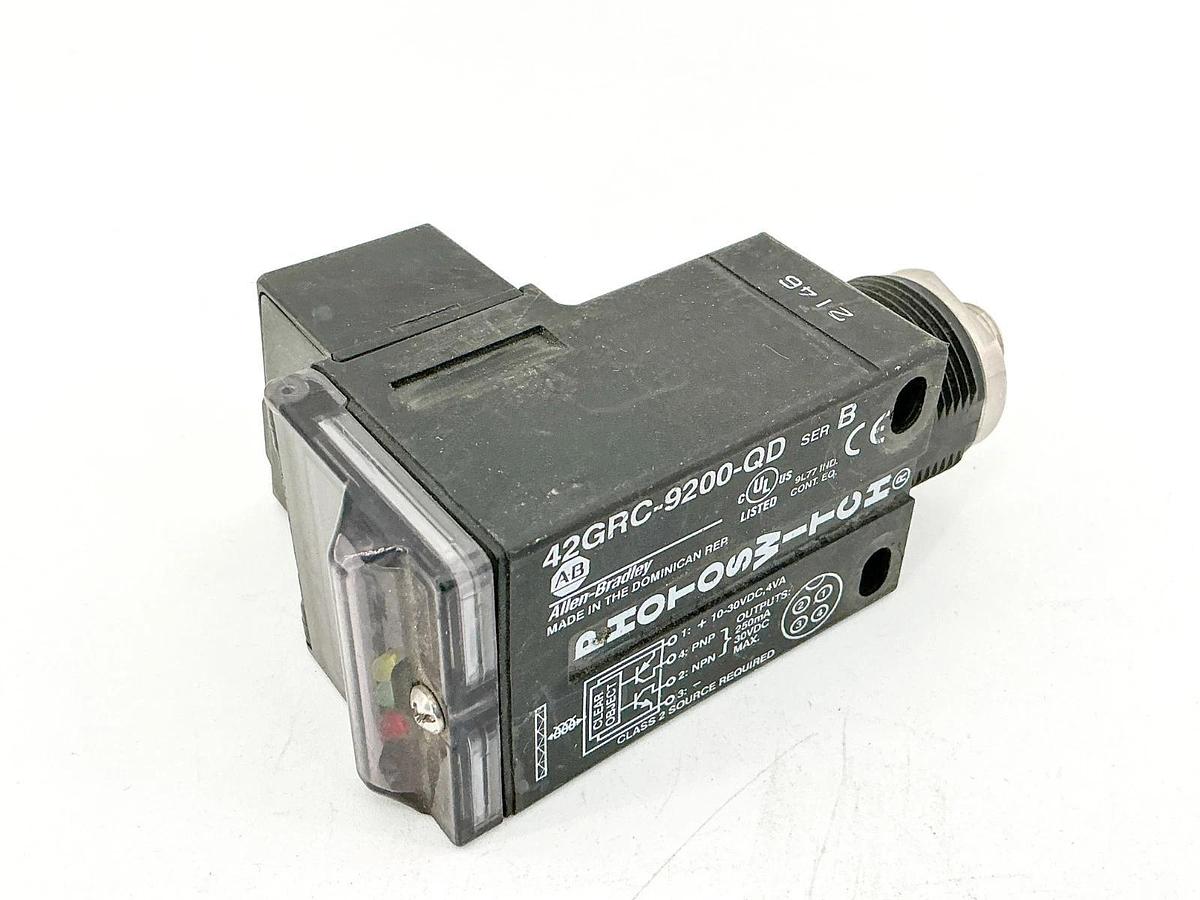 New Allen Bradley 42GRC-9200-QD Photoswitch Sensor 10-30VDC 4VA Ser.B -No Box