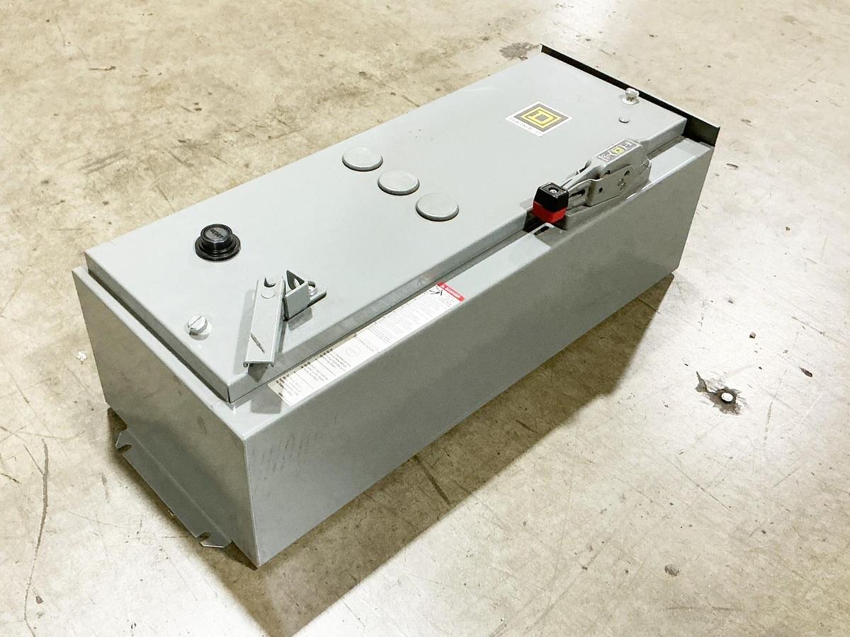 New Square D 8538SDA24V02S Combo Starter 600V 45A NEMA - No Box