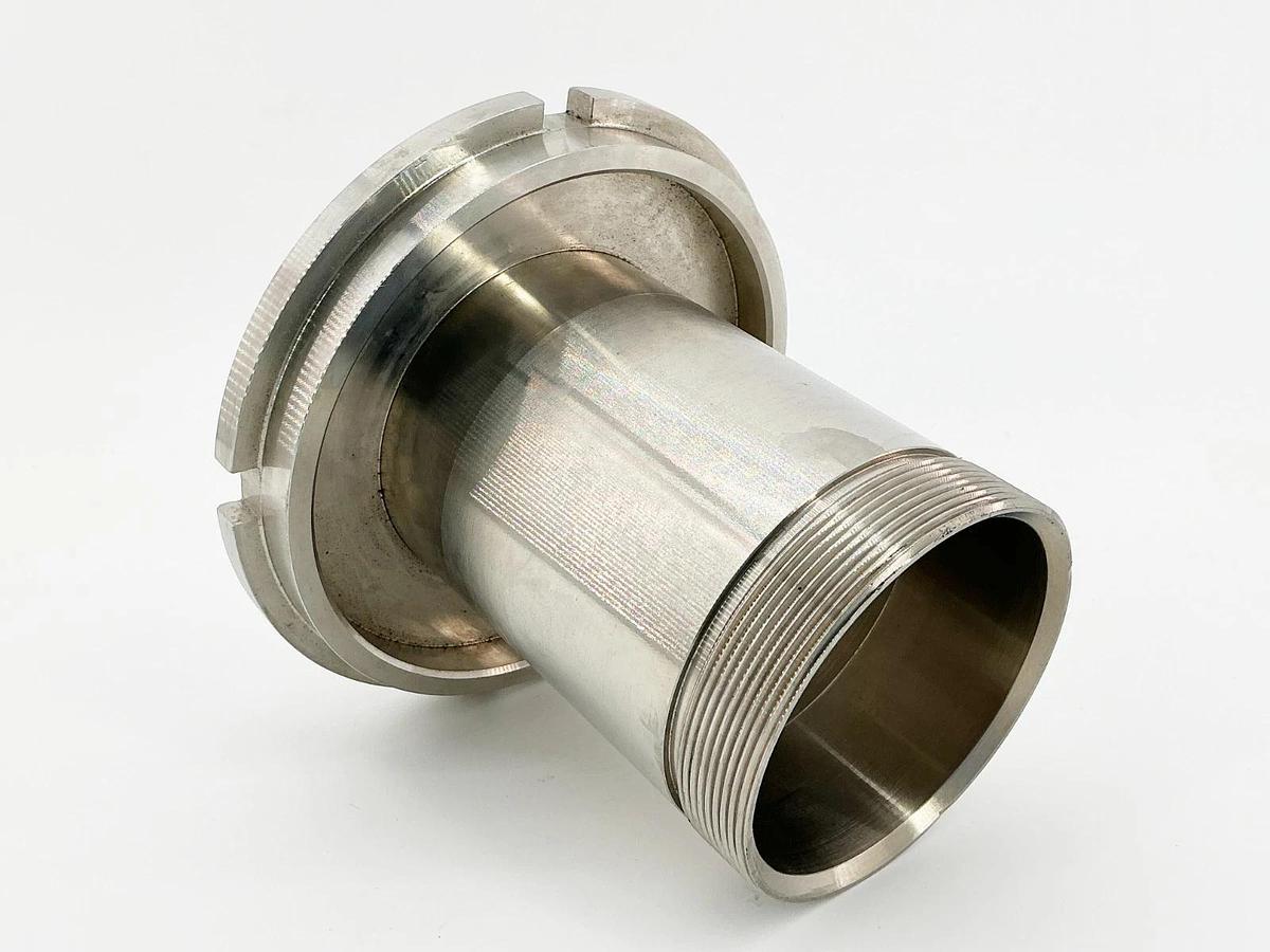New 2006039 Threaded Sleeve Seal 6.25"OD X 3.13IN/3.14" ID X 6.37" LG 801201C-1