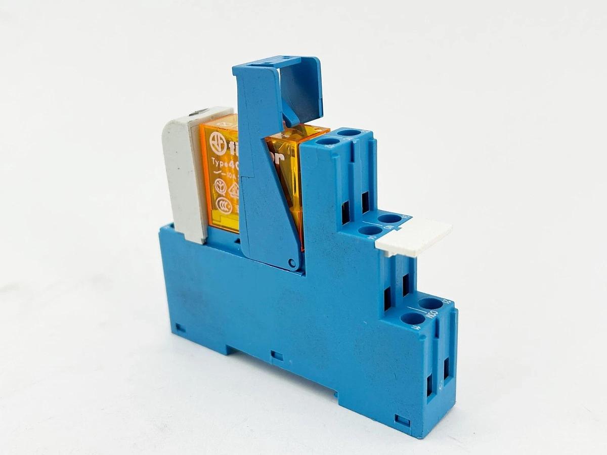 New Finder 623-7220 Interface Relay 300V 2P 10A 40-44-50 Relay 99.02.0.230.98