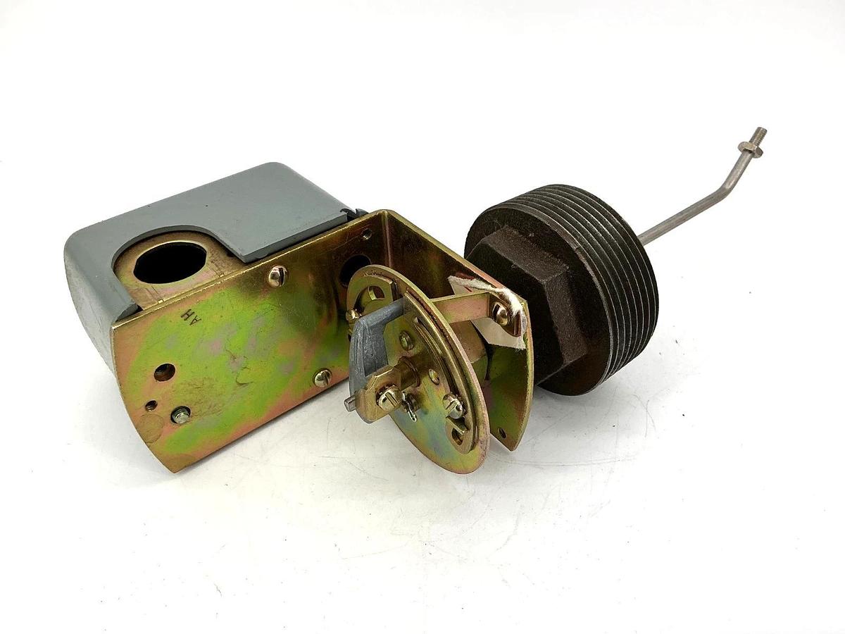 Used Square D 9037HG33 Ser A Float Switch Closed Tank 9037HG-33