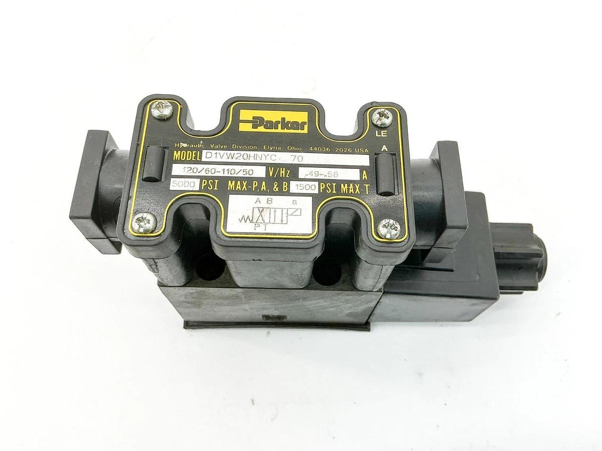 New Parker D1VW20HNYC-70 Hydraulic Solenoid Valve 110/120V 5000PSI .58A - No Box