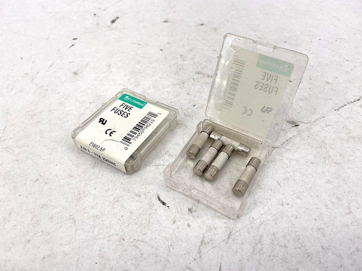 Lot of 10 New Littelfuse 21602.5P Fast-Acting Fuse 021602.5VXP 216 2-1/2A 250V