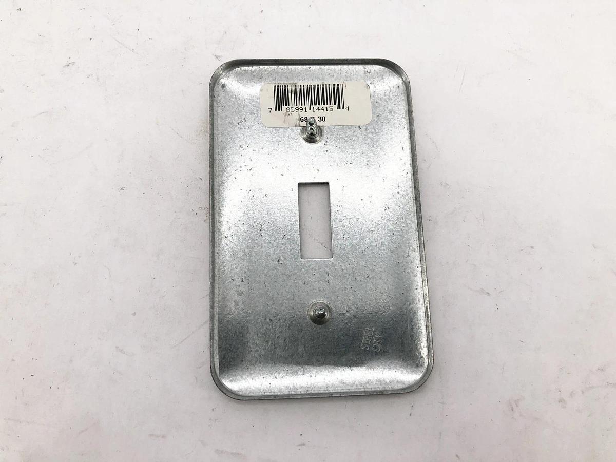 Lot of 5 New Steel City 68 C 30 Steel Toggle Wall Switch Plate Covers