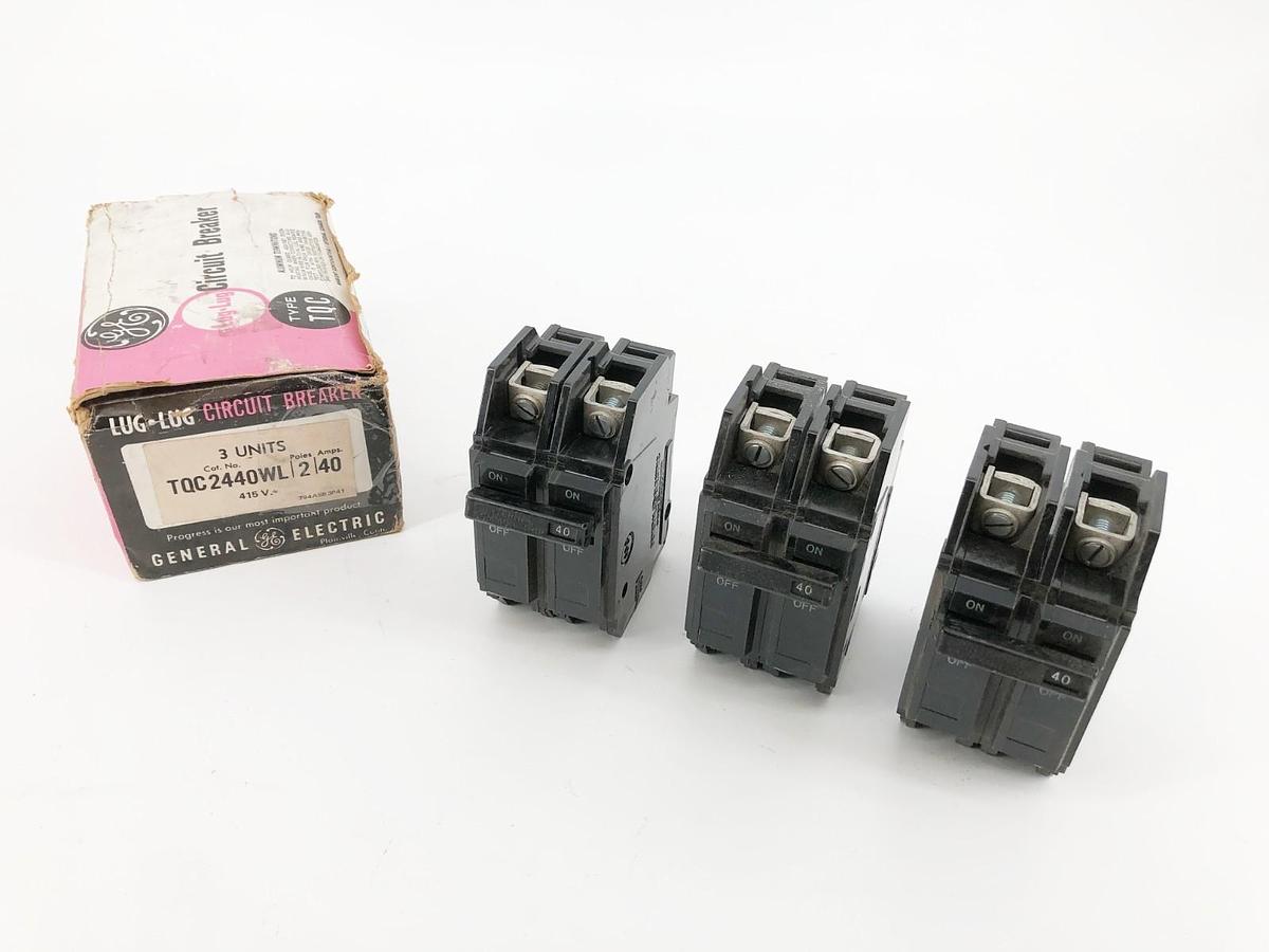 Box of 3 New General Electric TQC2440WL Circuit Breakers 40A 2P 415V