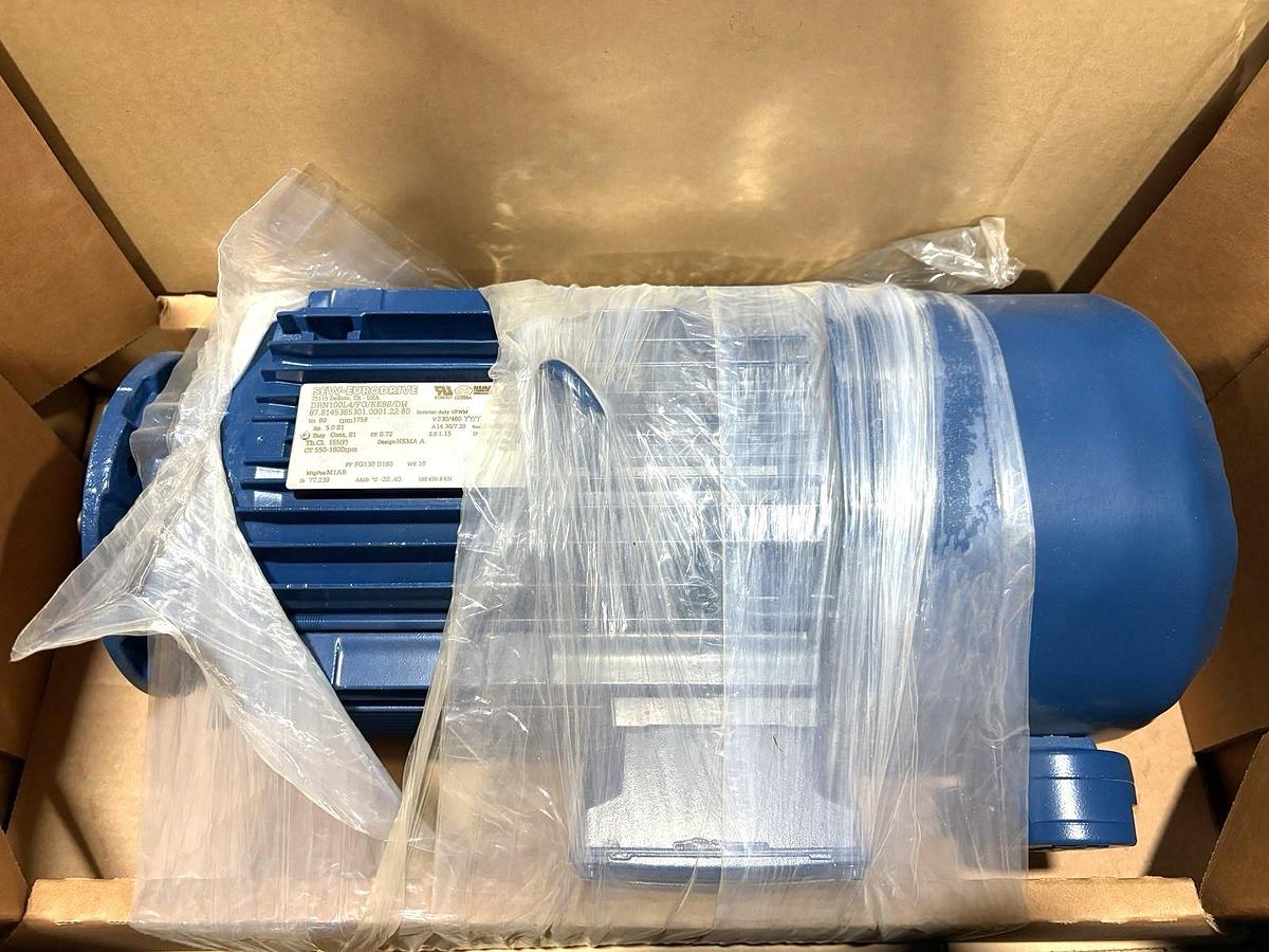New SEW Eurodrive DRN100L4/FG/EK8S/DH 5HP Inverter Duty Motor 230/460V 1758RPM