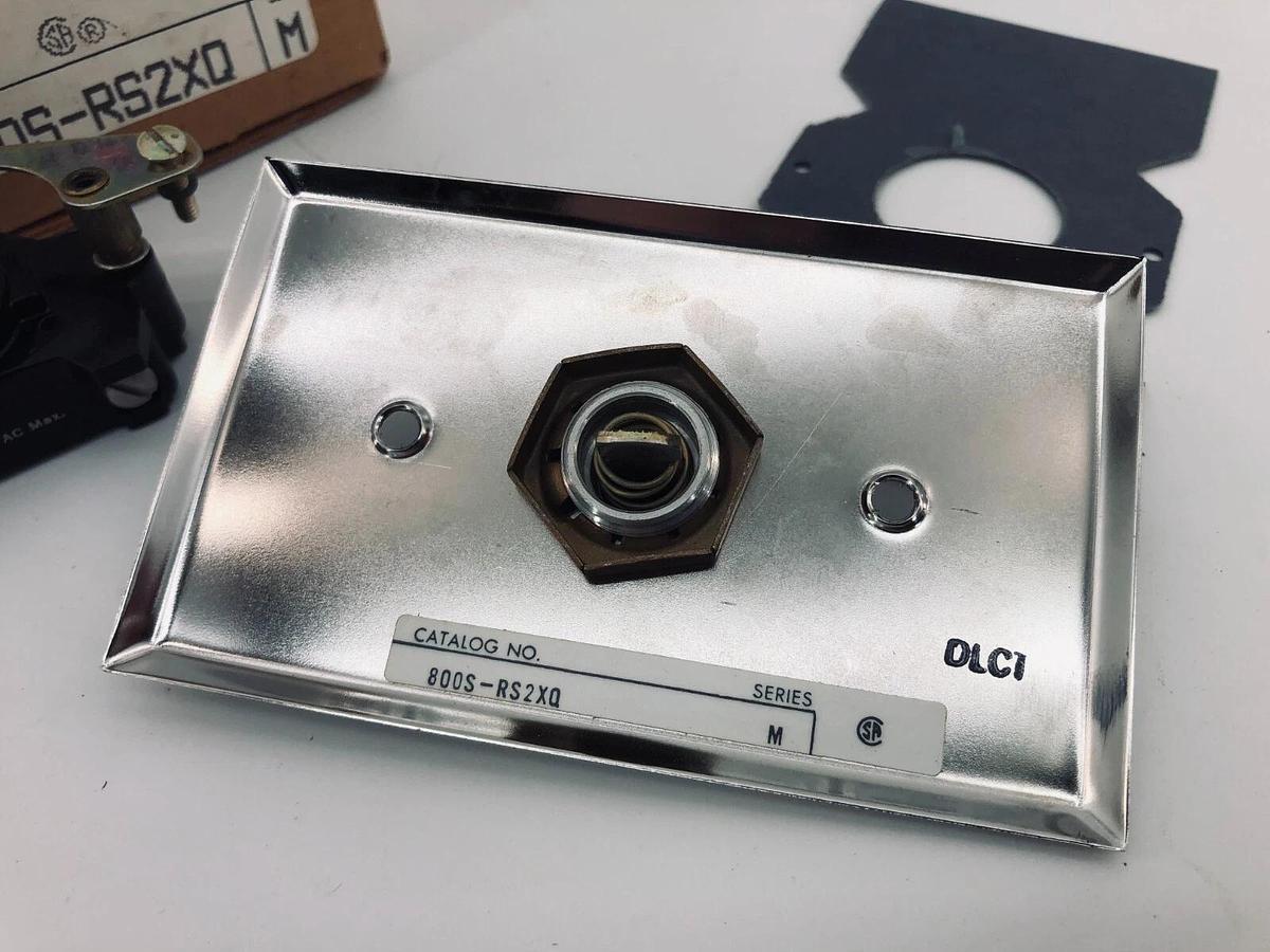 Allen Bradley 800S-RS2XQ Push Button On-Off Standard Duty