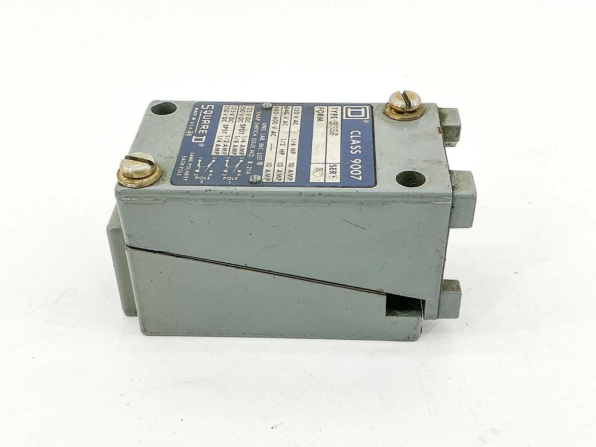 Used Square D 9007-B62C Limit Switch 600V 10A 1/2HP 9007