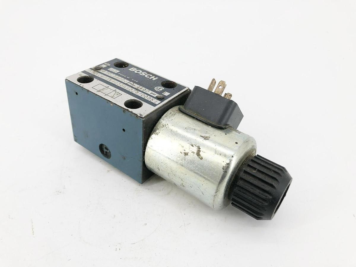 Used Bosch 9810231493 Hydraulic Solenoid Valve 4600psi 24VDC 81WV06P1V1036WS024/00D51