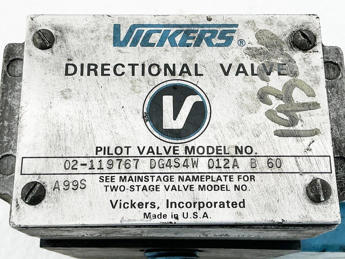 Used Vickers 02-119767-DG4S4W-012A-B-60 Pilot Valve 110/120V .85A A99S