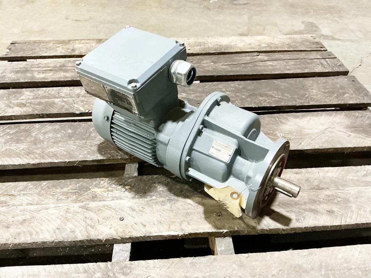 New Bauer F1145759-010-2 Gear Motor Type G03-20/DK712-178-SP 0.015KW 2 RPM 60Hz