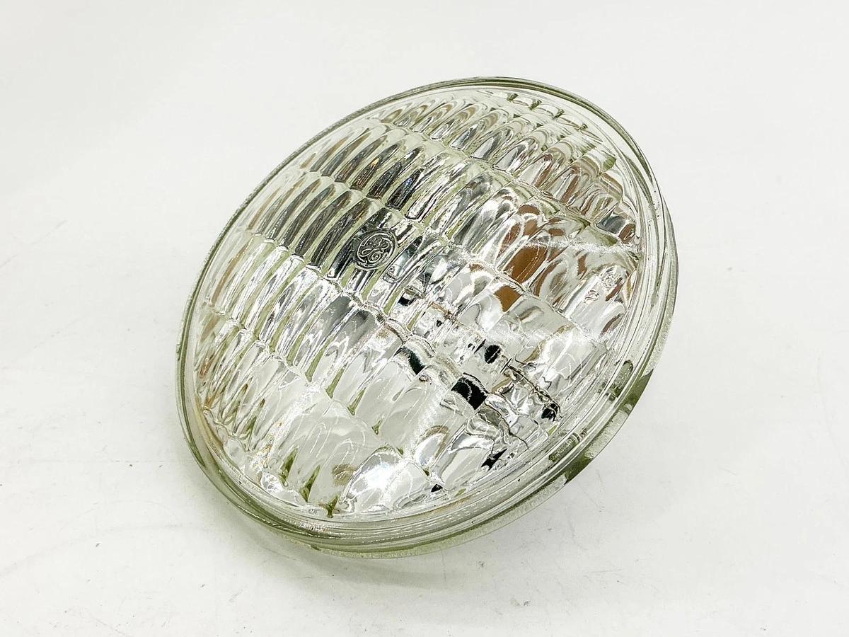 New Total Source General Electric 4350 Sealed Beam Lamp 36V 60W