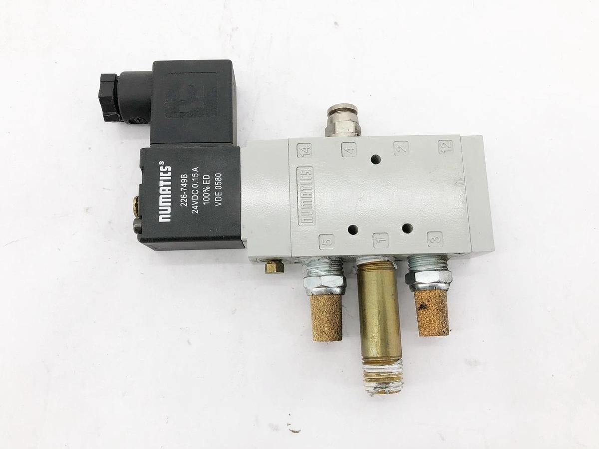 Used Numatics L12BA452B000061 Solenoid Valve 1/4" Ports 24VDC 2-Pos. 4-Way