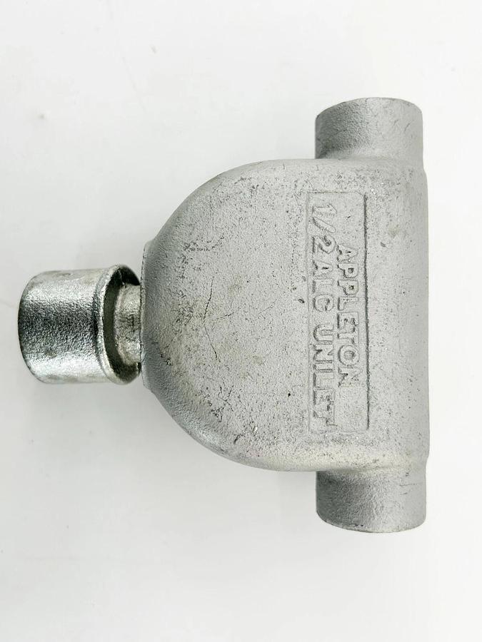 Used New Lot of 2 Appleton 3621235 3 Way Conduit Box 1/2"