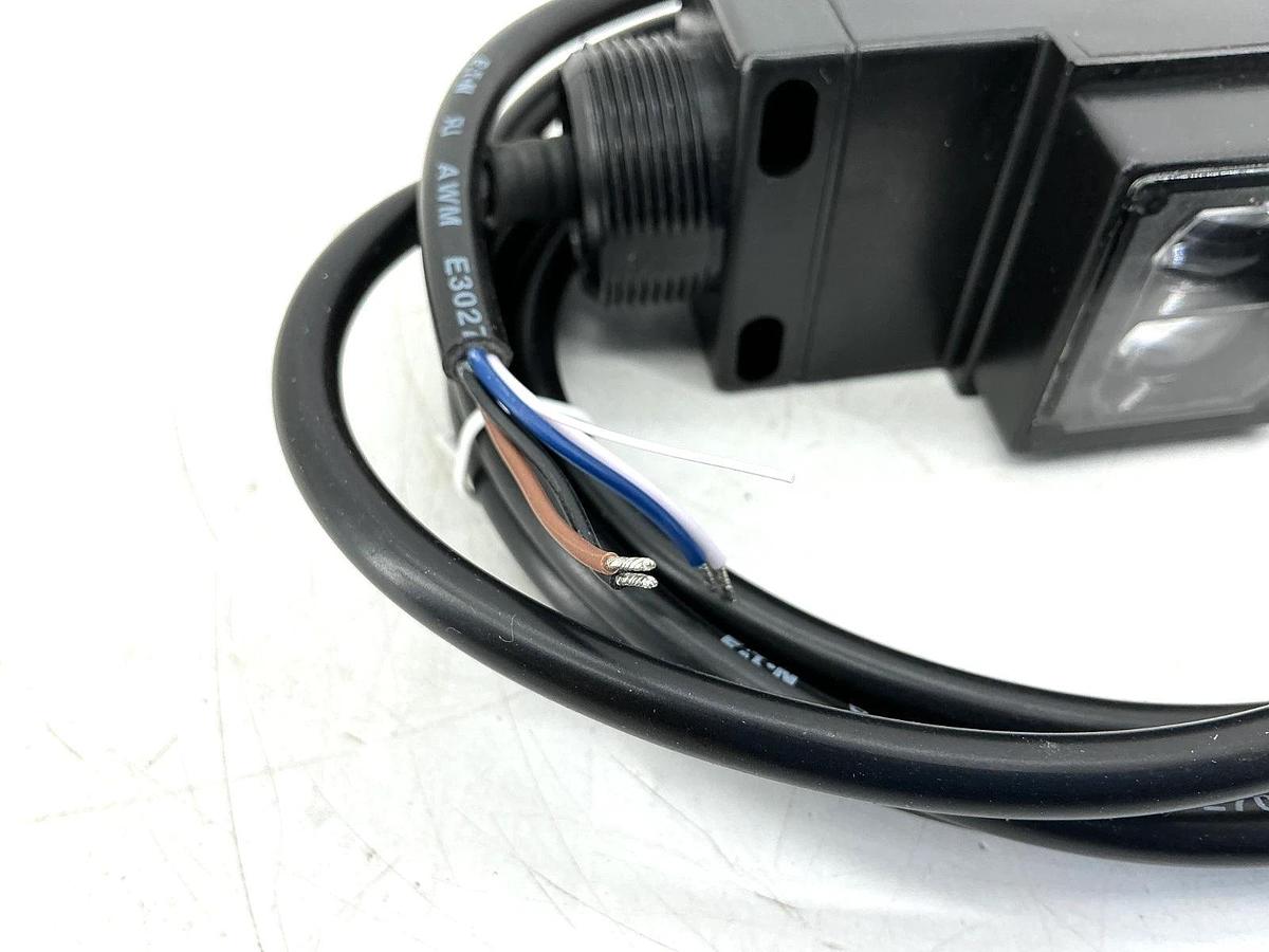 New Eaton 1250E-6513 Ser B1 200ft Thru-Beam Detector 24-240VAC 12-240VDC