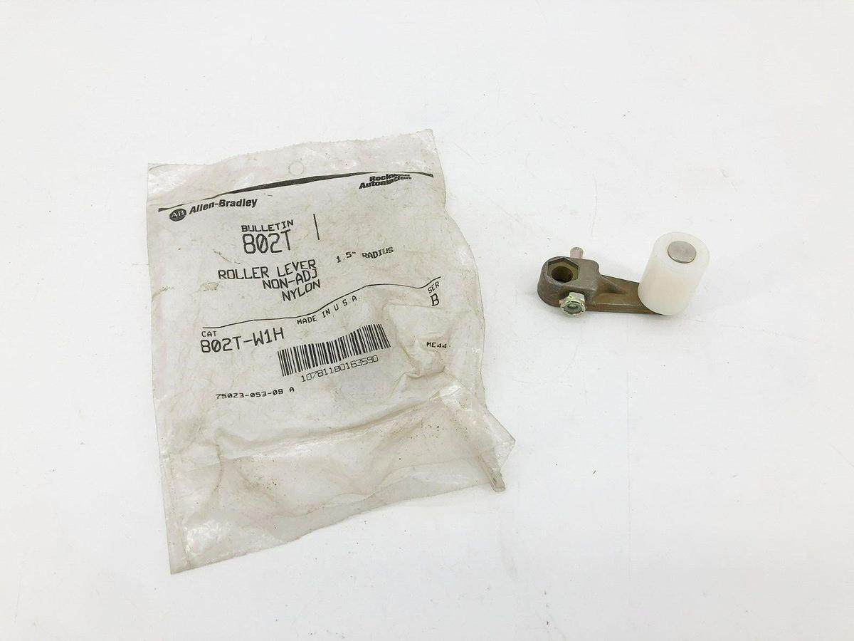 New Allen Bradley 802T-W1H Roller Lever Non-Adj Nylon 1.5" Radius