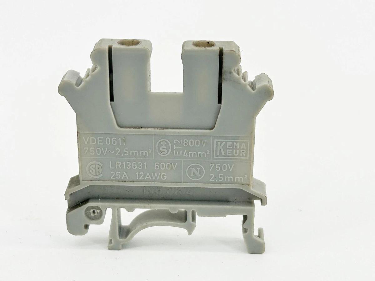 Used Lot of 18 Phoenix Contact VDE0611 Terminal Block 2.5MM 25A Type 4 28AWG Gray